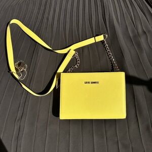 Steve Madden Vibrant Yellow Crossbody Bag with Textured Finish